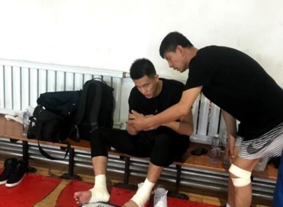 休假手痒痒了！郭艾伦回老家打野球 与父亲同场竞技引爆网络